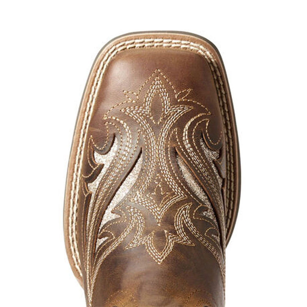 Close-up toe detail of Ariat western cowboy boot with decorative stitching and cutout overlay