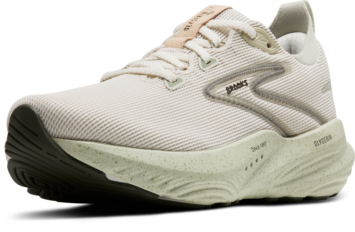 Brooks Glycerin 22 women's running shoe shown at three-quarter angle on seamless background