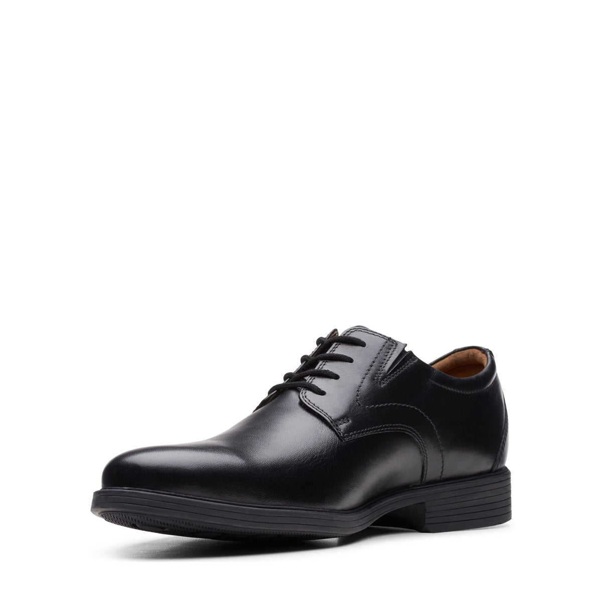 Clarks men's plain toe leather Oxford dress shoe with lace-up closure and cushioned insole