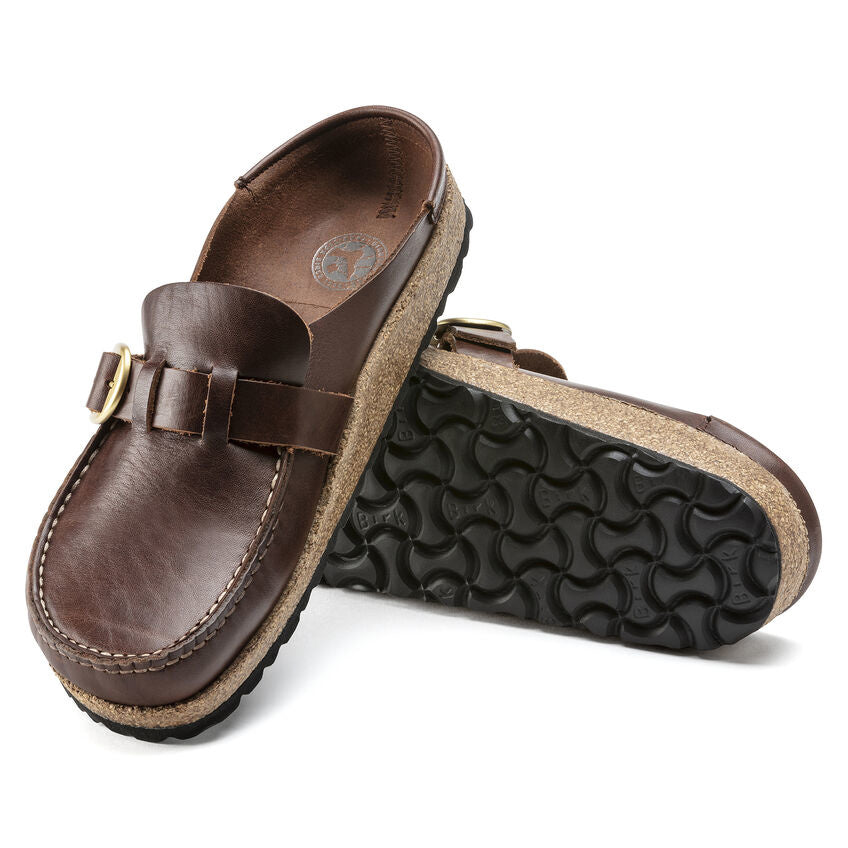 Birkenstock Buckley oiled cognac leather clogs with gold buckle and cork sole