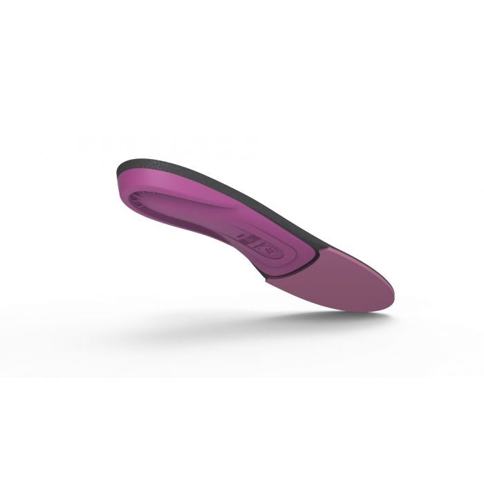Superfeet Berry shoe insole in purple with black base, angled side view