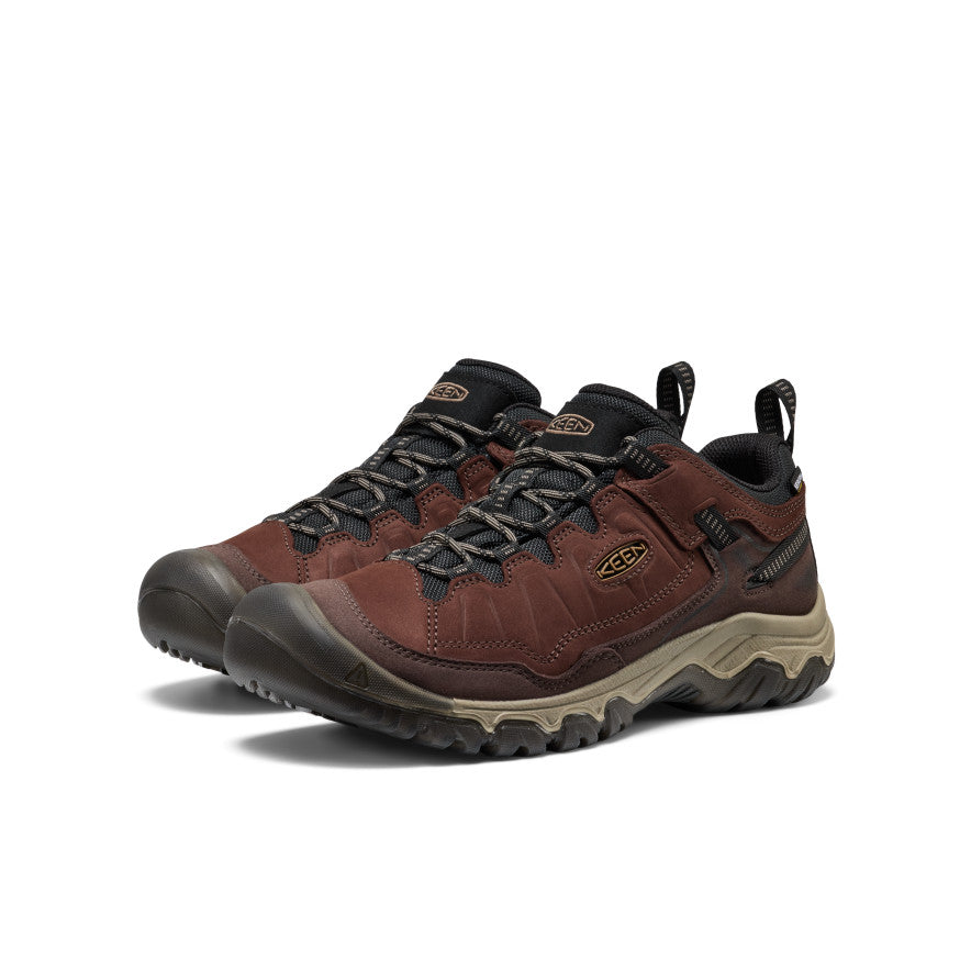 Keen Targhee IV Low waterproof hiking shoes for men shown as a pair angled view