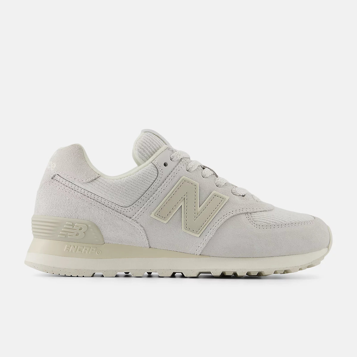 New Balance 574 women's low-top sneaker in suede and mesh with tonal N logo