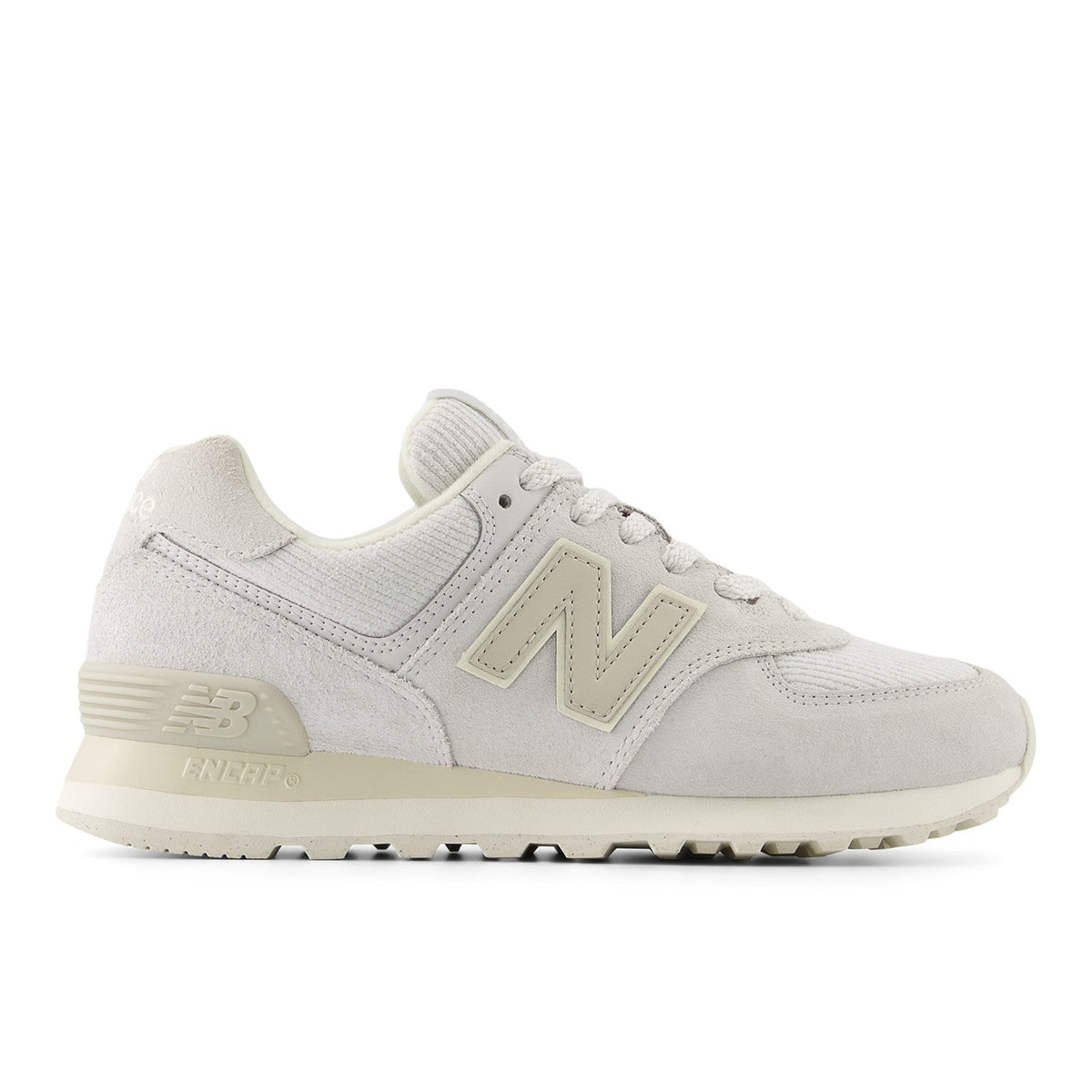 New Balance 574 women's low-top sneaker in suede and mesh with iconic N logo