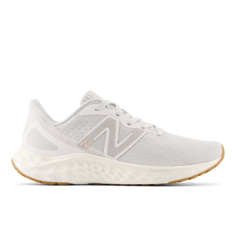 New Balance Fresh Foam Arishi v4 women's running shoe, lateral side view on white background